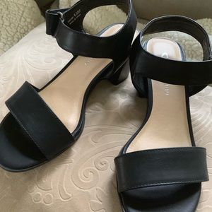 Black sandals
